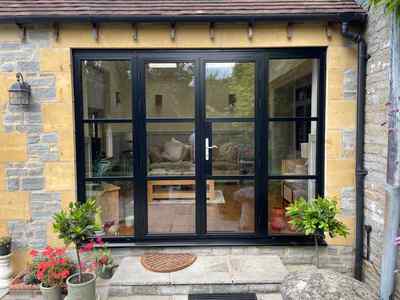 Smart Heritage aluminium doors