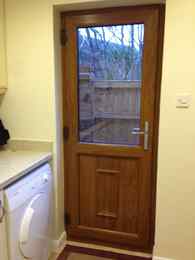 heeks-cornelius-golden-oak-resi-door-0023001.jpg